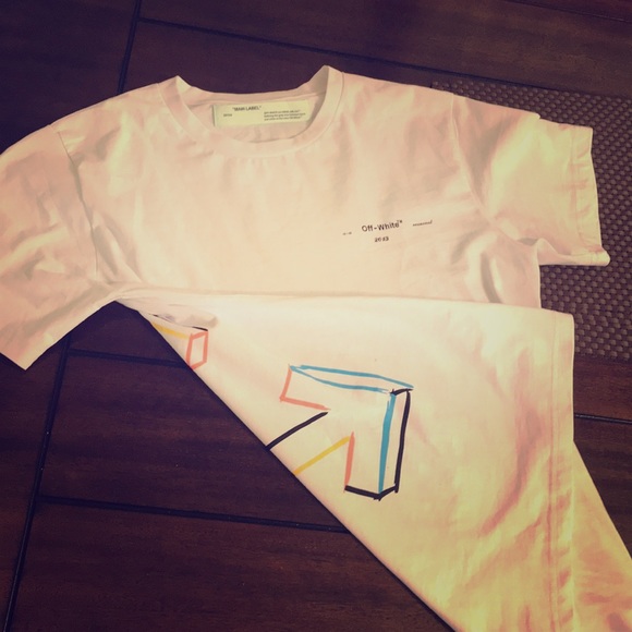 off white vitkac tee